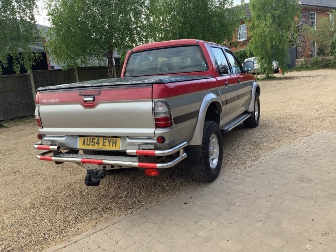 2004 Mitsubishi L200