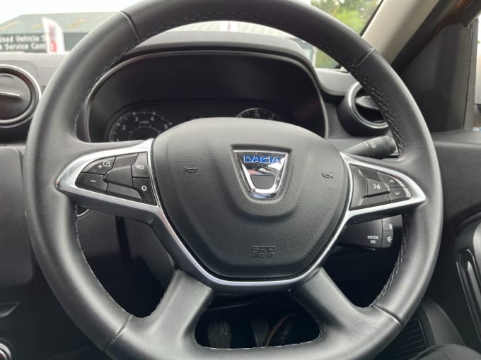 2025 Dacia Duster