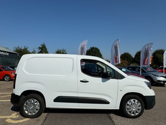 2024 Vauxhall Combo