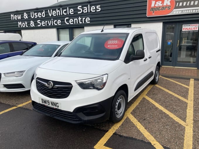 2025 Vauxhall Combo