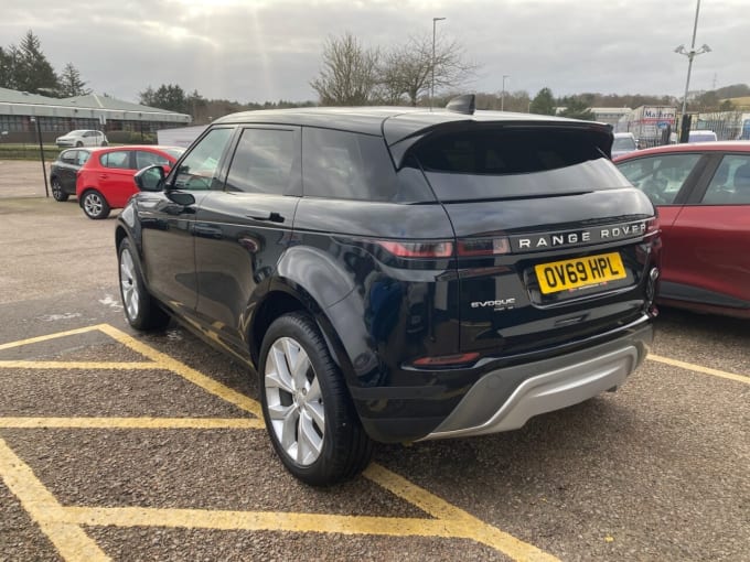 2025 Land Rover Range Rover Evoque