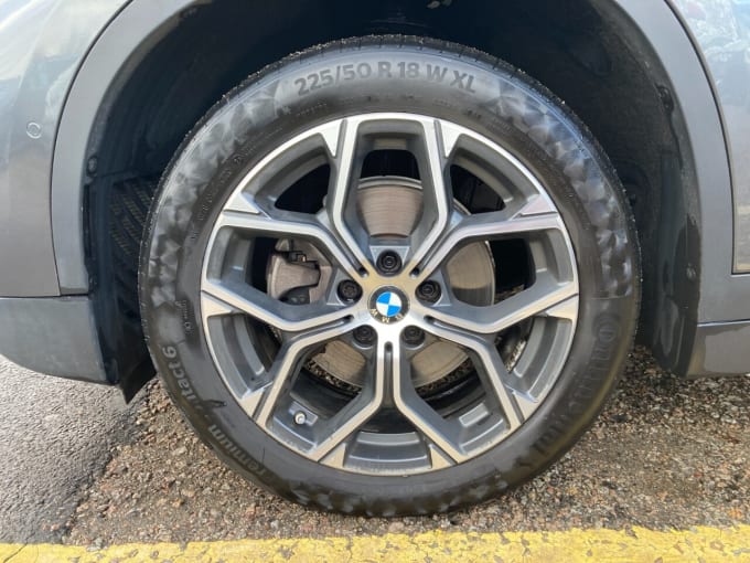 2025 BMW X1