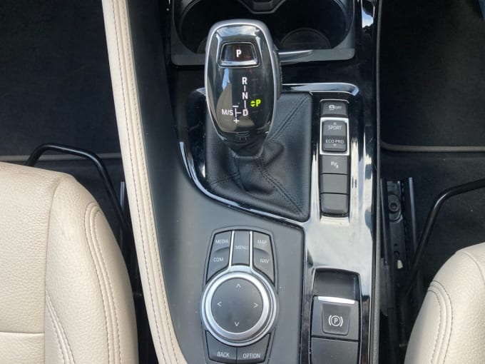 2025 BMW X1