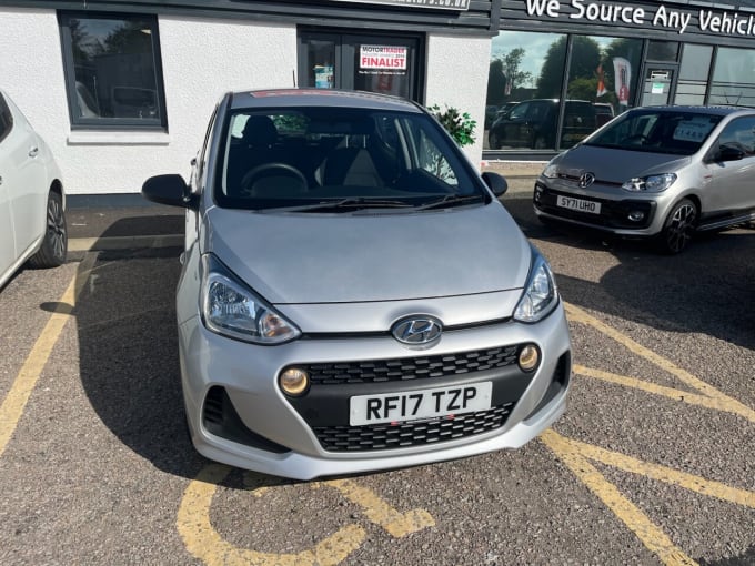 2025 Hyundai I10