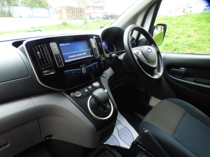 2018 Nissan E-nv200