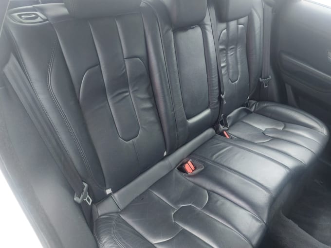 2025 Land Rover Range Rover Evoque