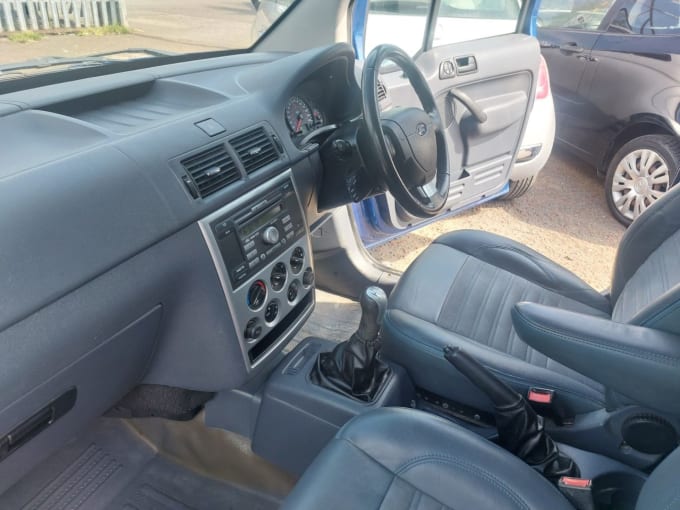 2025 Ford Transit Connect