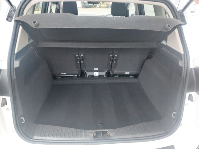 2025 Ford C-max