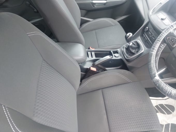 2025 Ford C-max