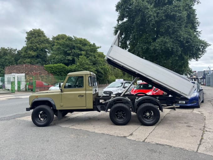 2025 Land Rover Defender