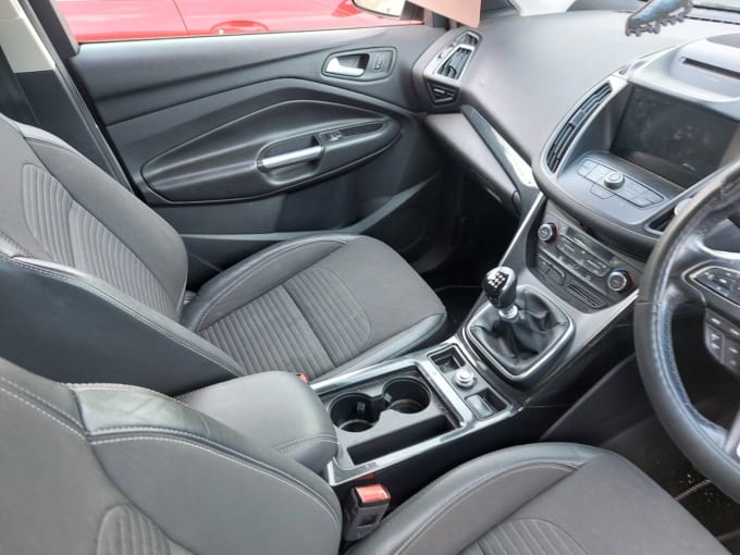 2025 Ford Kuga
