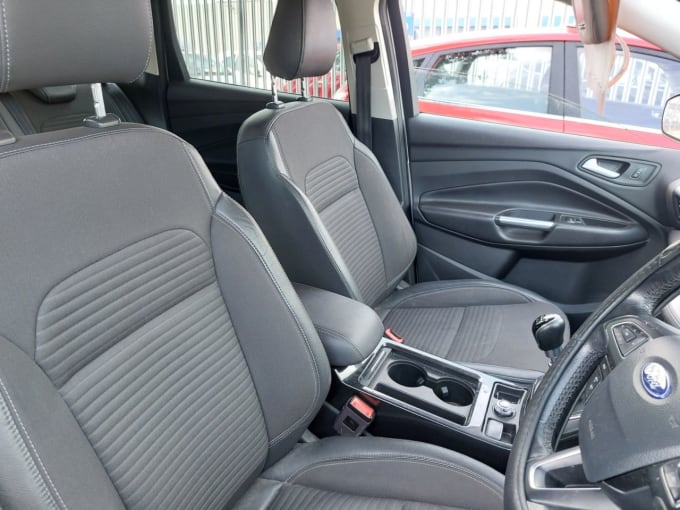 2025 Ford Kuga