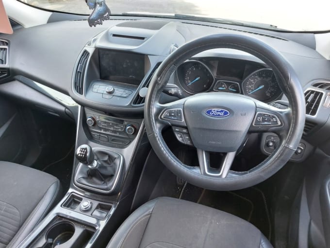 2025 Ford Kuga