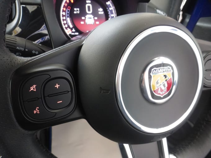 2020 Abarth 595