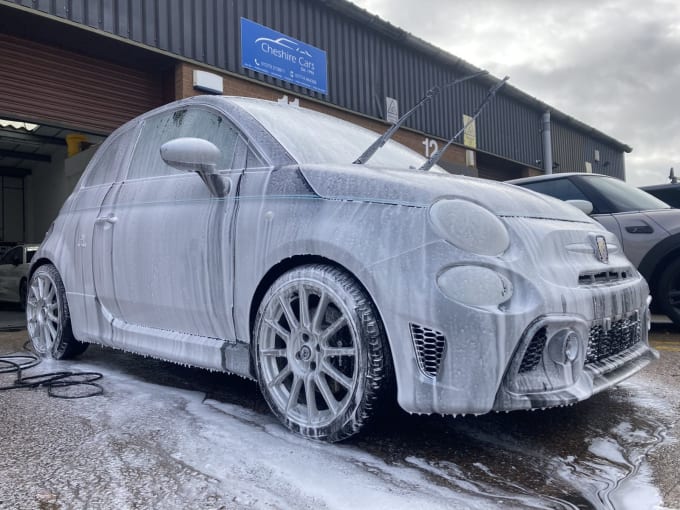 2018 Abarth 695