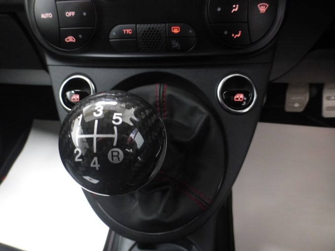 2022 Abarth 695