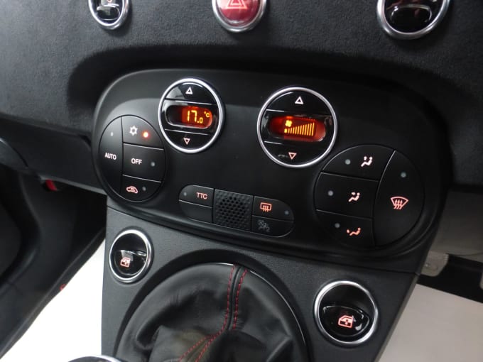 2022 Abarth 695