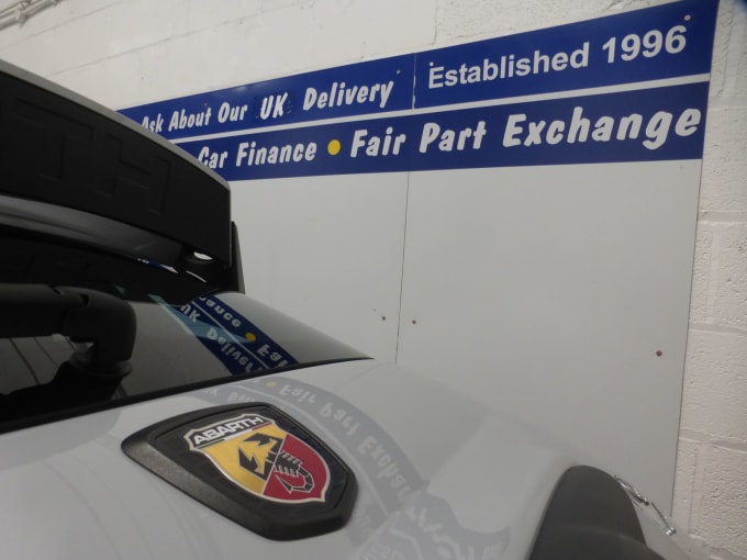 2022 Abarth 695