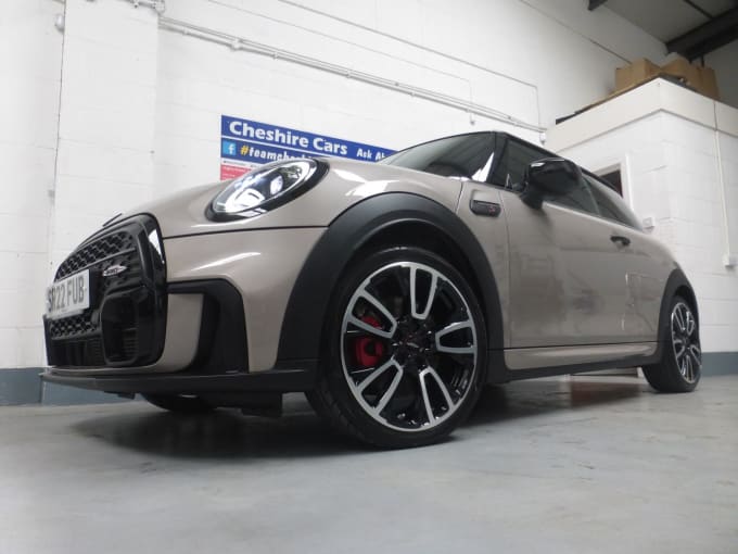 2022 Mini Hatch