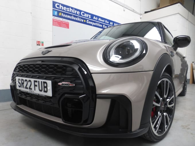 2022 Mini Hatch