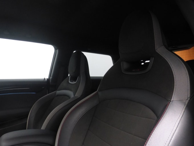 2022 Mini Hatch