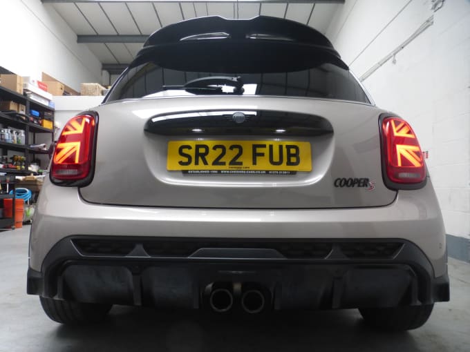 2022 Mini Hatch