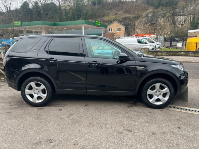 2025 Land Rover Discovery Sport