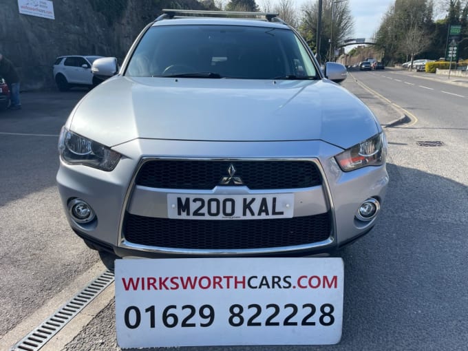 2025 Mitsubishi Outlander