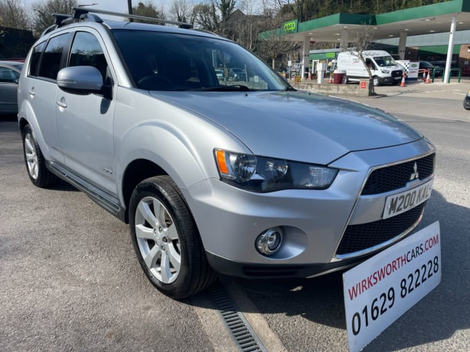 2025 Mitsubishi Outlander