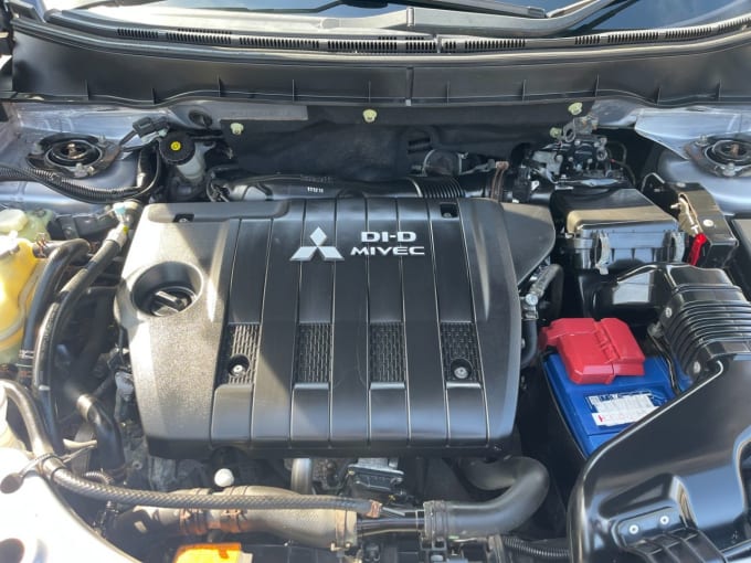 2025 Mitsubishi Outlander