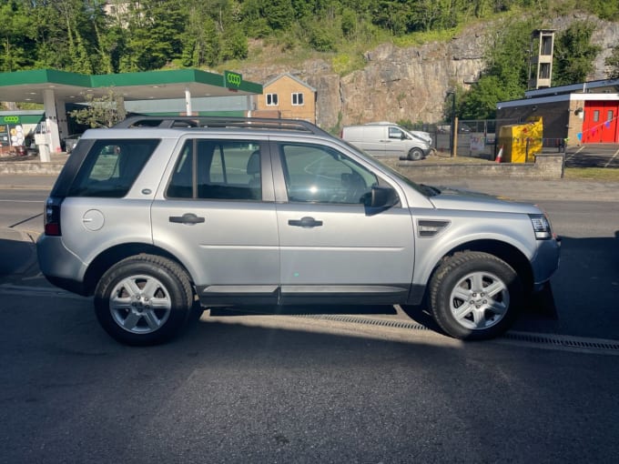 2025 Land Rover Freelander 2