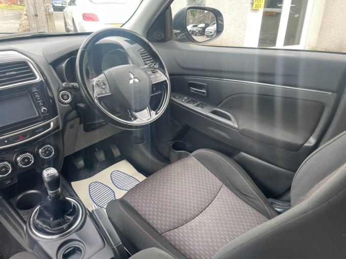 2025 Mitsubishi Asx