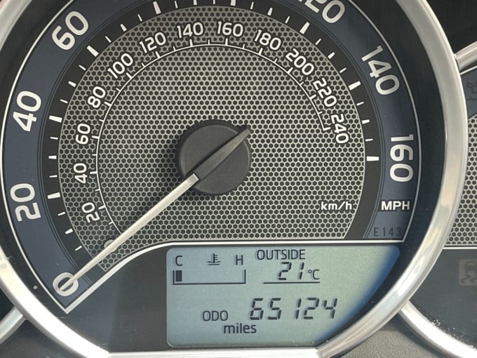 2025 Toyota Auris