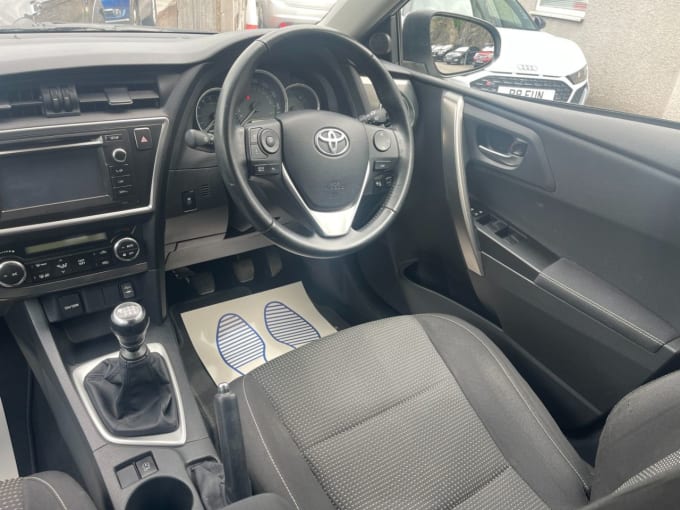 2025 Toyota Auris