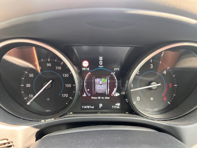 2025 Jaguar Xe