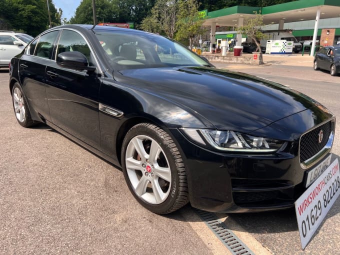 2025 Jaguar Xe
