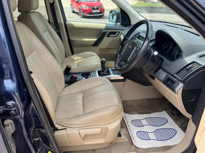 2025 Land Rover Freelander 2