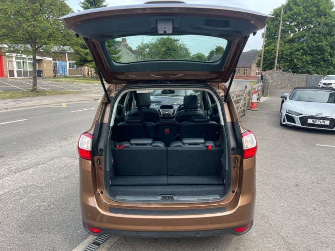 2025 Ford Grand C-max