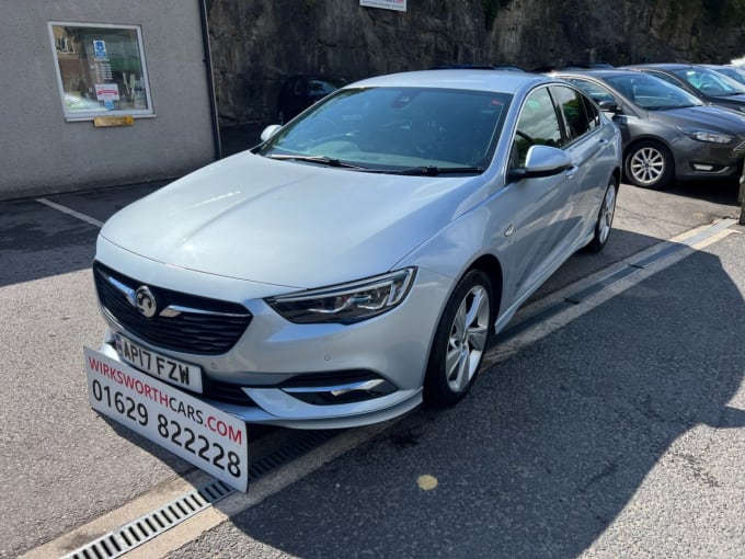 2025 Vauxhall Insignia