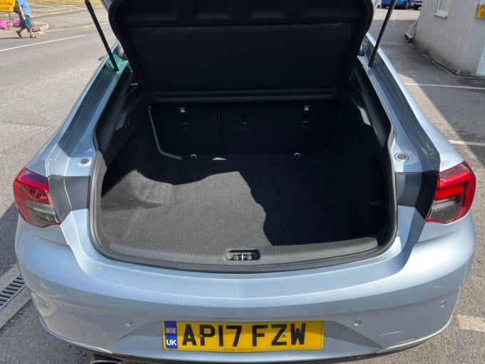 2025 Vauxhall Insignia