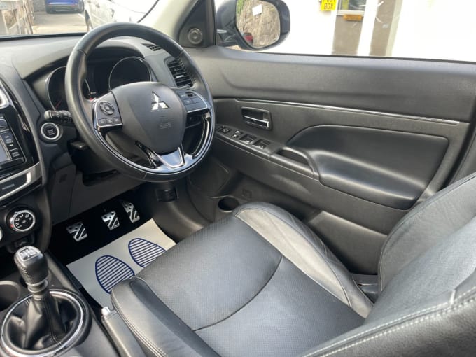 2025 Mitsubishi Asx
