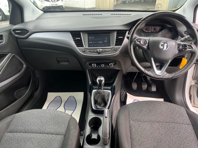 2025 Vauxhall Crossland X