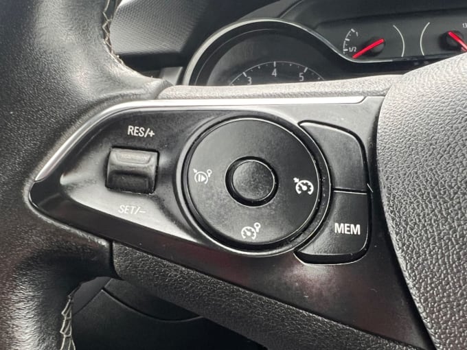 2025 Vauxhall Crossland X