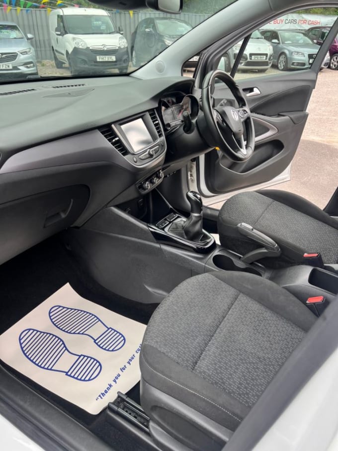 2025 Vauxhall Crossland X