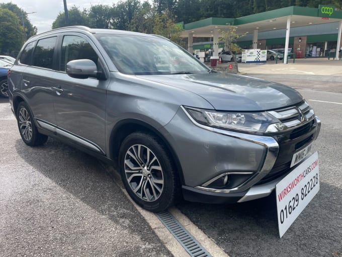 2025 Mitsubishi Outlander