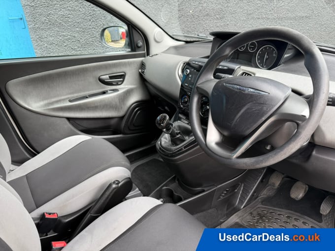 2013 Chrysler Ypsilon