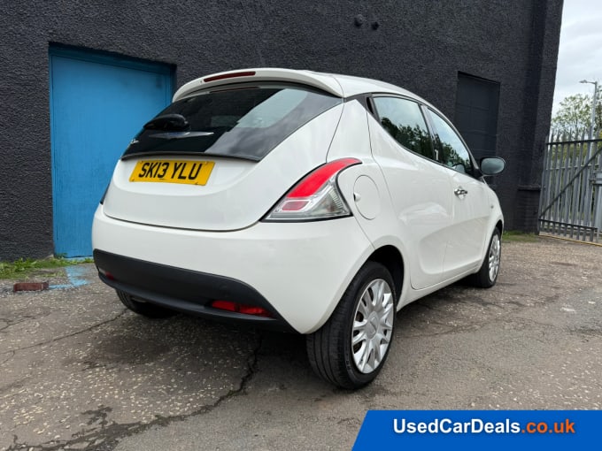 2013 Chrysler Ypsilon