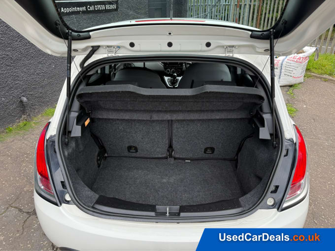 2013 Chrysler Ypsilon