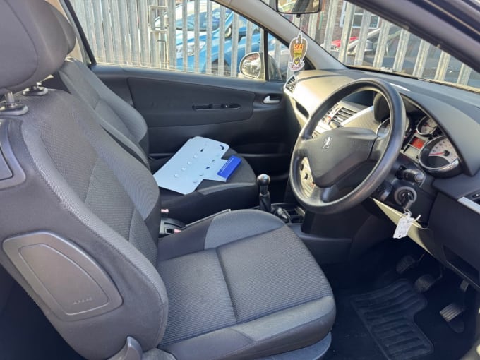 2010 Peugeot 207