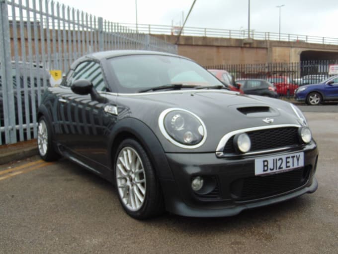 2025 Mini Coupe
